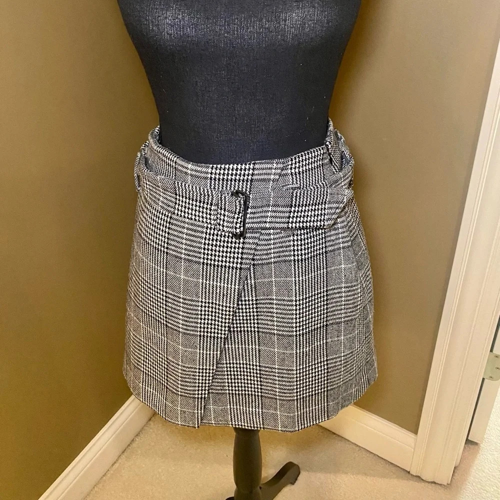 Nordstrom Leith women’s size XS black/gray/white check mini skirt - Picture 2 of 3